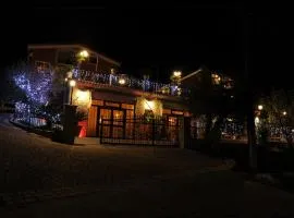 拉吉奥伊奥萨农场酒店