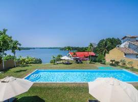 Kalla Bongo Lake Resort，位于希克杜沃的度假村