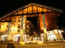 Résidence VAL VILLAGE, skis aux pieds, Duplex 3 chambres 75 m2 - by MONTBLANC LODGE，位于瓦勒迪泽尔的酒店