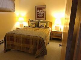 Jackson Hole Vacation Condominiums, a VRI resort，位于威尔森的酒店