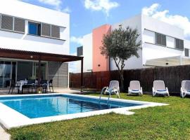 Villa d’Aina * Propiedad privada con piscina，位于卡兰博希的乡村别墅