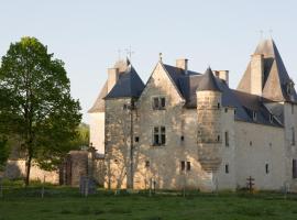 Château de Bois Charmant，位于Les Nouillers的酒店