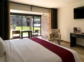 瑞奥米娜斯薄路瑞木酒店