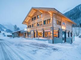 Berghotel Gadmer Lodge - dein Zuhause in den Bergen am Sustenpass im Berner Oberland，位于Gadmen的酒店
