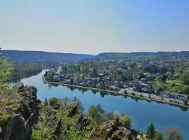 Perle d'Ô Gîte Nature Bien-Être, proche du bord de Meuse Namur et Dinant
