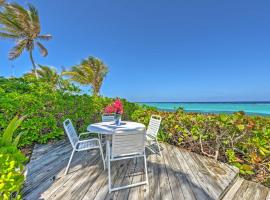 Northside Grand Cayman Getaway with Private Beach!，位于North Side的乡村别墅