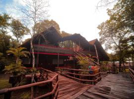 Passo do Lontra Parque Hotel，位于科伦巴的酒店