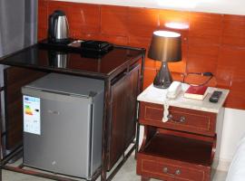 Escape Village Hotel，位于Yumbe的酒店