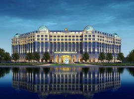 上海虹桥新华联索菲特大酒店，位于上海虹桥国际机场 - SHA附近的酒店