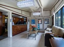 斯宾那科那不勒斯旅馆