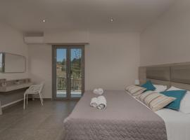 Casa 77 Zante by Karras Hotels，位于扎金索斯镇的酒店