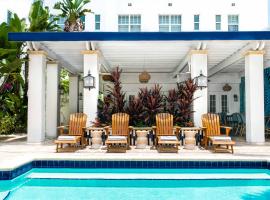 Blue Moon Hotel，位于迈阿密海滩南海滩的酒店