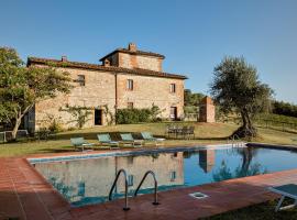 Castello di Bossi，位于卡斯德尔诺沃贝拉登卡的自助式住宿