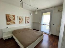 Appartamento Girasole tra Padova e Venezia，位于Fiesso dʼArtico的公寓