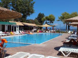 Koulouris Beach Hotel，位于卡沃斯的酒店