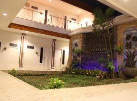 Mojokerto Classic Homestay，位于Mojokerto的酒店