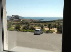 PLAS DARIEN-3 BED APT- SEA VIEWS - SLEEPS 5