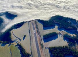 Ecole de pilotage ULM LOZERE，位于布里诺克斯机场 - MEN附近的酒店