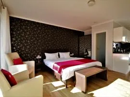 费里恩多米奇尔阿姆林登普拉兹酒店