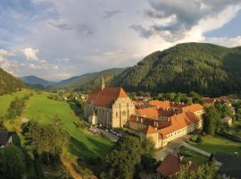 Hotel im Stift Neuberg，位于Neuberg an der Mürz的酒店