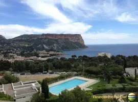 Magnifique vue baie et Cap Canaille Parking/Piscine