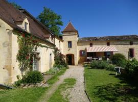 Chambres d'hôtes de la Grande Combe，位于莫扎克和格朗德-卡斯唐的酒店