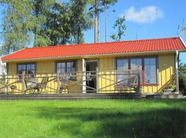 4 person holiday home in H CKSVIK，位于Håcksvik的酒店