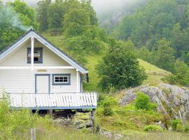 Three-Bedroom Holiday home in Åkra，位于Kyrping的乡村别墅