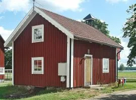 5 person holiday home in LÖNASHULT-By Traum