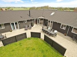 Luxury Pool Retreat in Kegnaes - By Traum Ferienwohnungen，位于霍如帕的酒店