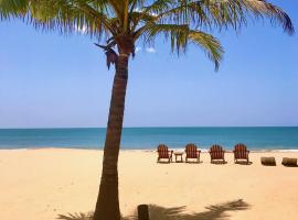 Khomba Beach House，位于Alankuda的酒店