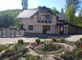 Villa Medova，位于科索夫的酒店