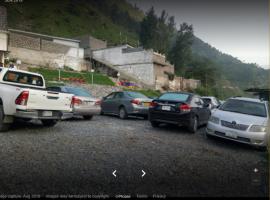 Hotel Shelton Inn，位于Batkarar的酒店