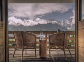 VILLA HUNDERT Boutique Mountainscape