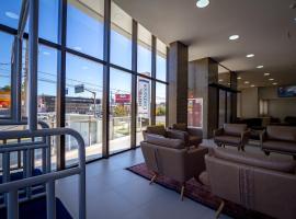 Hotel Confiance Barigui，位于库里提巴的酒店