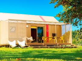 BIG BERRY Luxury Lifestyle Resort，位于梅特利卡的豪华帐篷营地