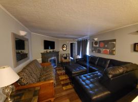 Winterplace Condos - Ski In Ski Out! E101，位于Ghent的酒店