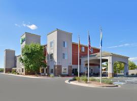 Holiday Inn Express Albuquerque N - Bernalillo, an IHG Hotel，位于伯纳利欧的无障碍酒店