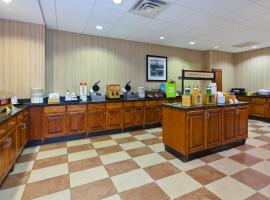 Hampton Inn & Suites Exmore/Eastern Shore，位于Exmore的酒店