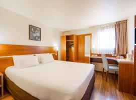 Comfort Hotel Aeroport Lyon St Exupery，位于圣艾修伯里的酒店