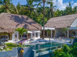 Villa Hidden Jewel, including private cook and butler service，位于Jasri的别墅