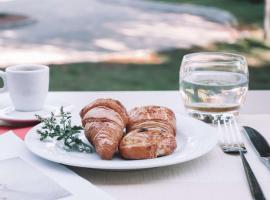 Best Western Hôtel des Thermes - Balaruc les Bains Sète，位于巴拉吕克莱班的酒店