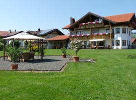 Gästehaus "Zur Schmiede"，位于韦尔塔赫Buron 1 Ski Lift附近的酒店