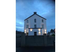 OYO The Linen House，位于Upperlands的酒店