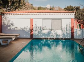 Casa rural con piscina en Hoya de Tunte - 4，位于圣巴托洛梅的乡间豪华旅馆