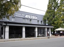 Restaurace a hotel Amerika，位于哈维若夫的酒店