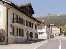 杜切瓦尔布兰科酒店