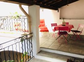 RANDO BAIN CUEILLETTE Profitez des CÉVENNES，位于Chamborigaud的酒店