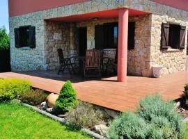 Charming house in Albuerne with fenced garden