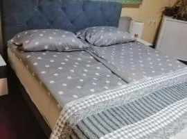 Nik-rom